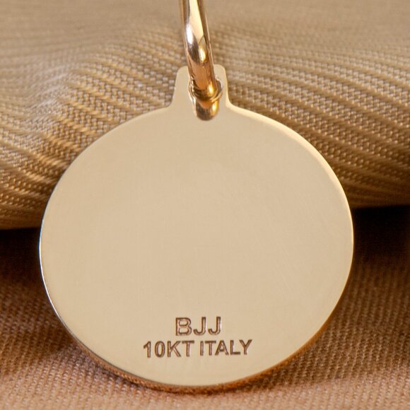 Authentic 10K Solid Yellow Gold Saint Christopher Pendant Necklace Stamped 10K - Picture 3 of 4